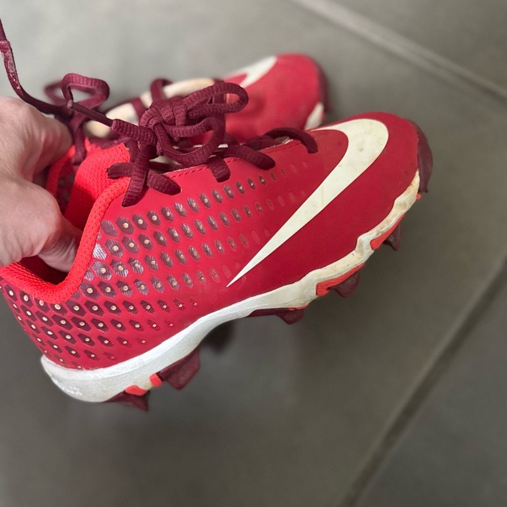 Nike Kids Red and White Sneakers